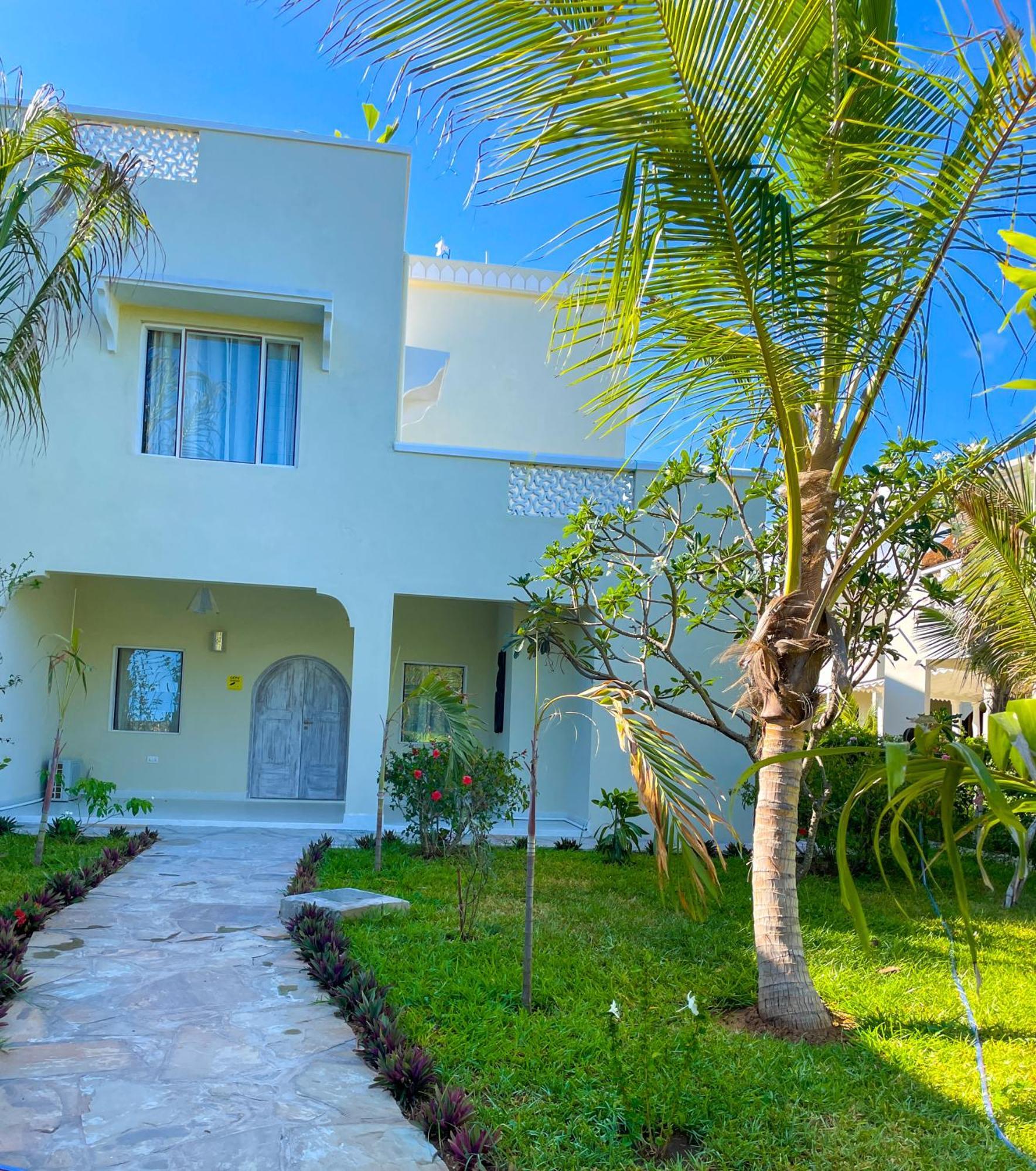 White Villa - Paparemo Beach Ватаму Экстерьер фото