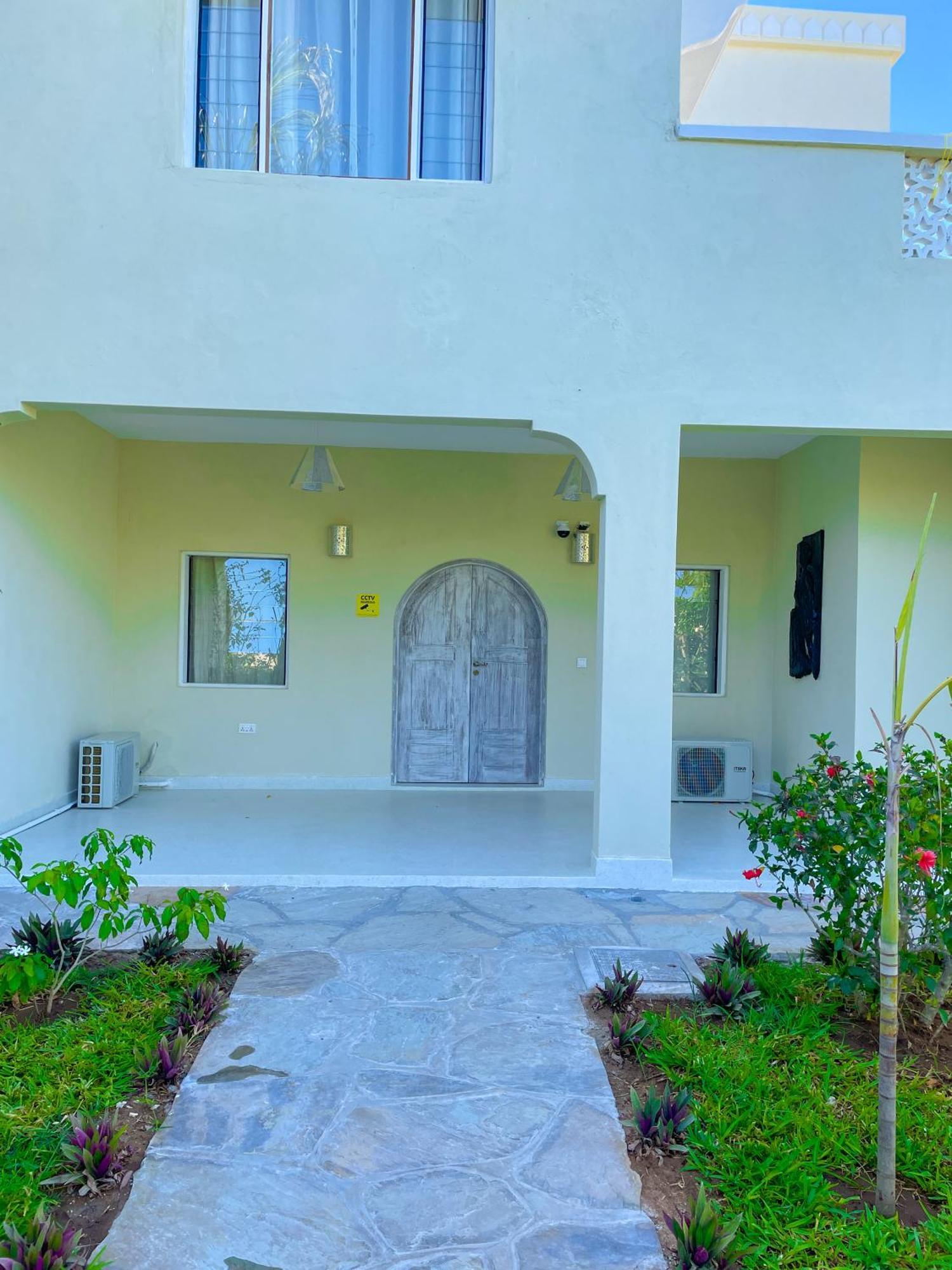 White Villa - Paparemo Beach Ватаму Экстерьер фото